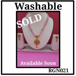 Gold Plated Pendant with Earring (RGN021)
